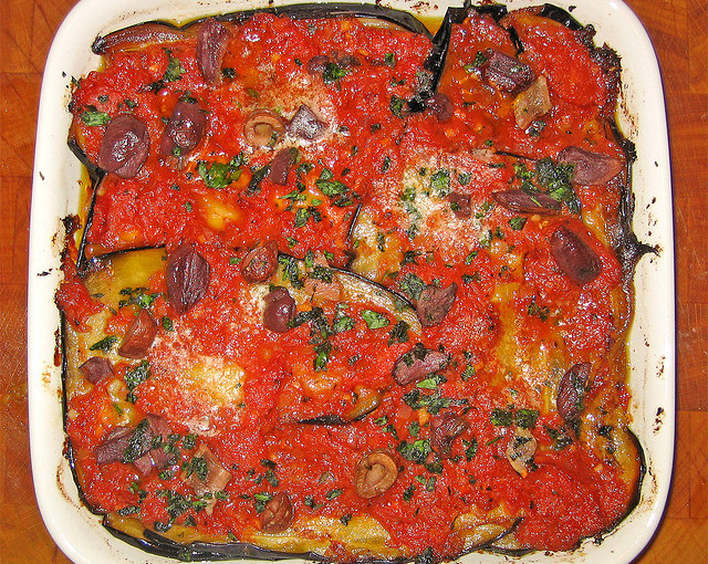 Dania kuchni włoskiej i polskie mięso sezonowane