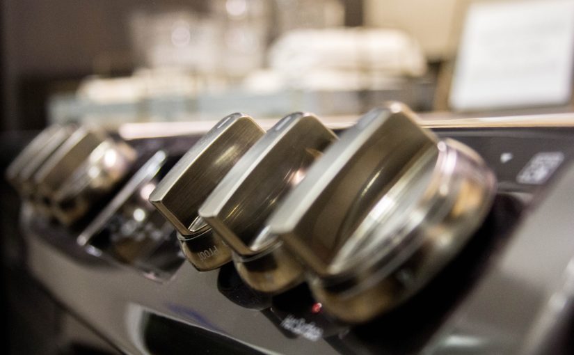 Co jednak zdziałać kiedy lodówka przestanie chłodzić, a z pralki rozpoczyna wypływać woda?